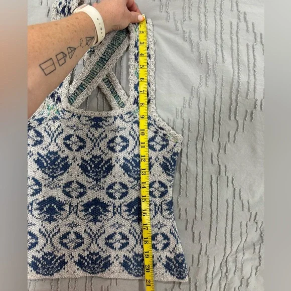 Anthropologie PILCRO Blue and White Patterned Women's Top - Picture 10 of 10